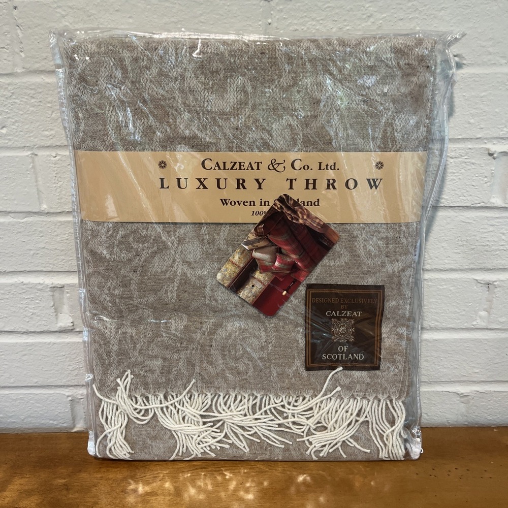 Calzeat & Co 100% Wool Woven In Scotland Luxury Throw